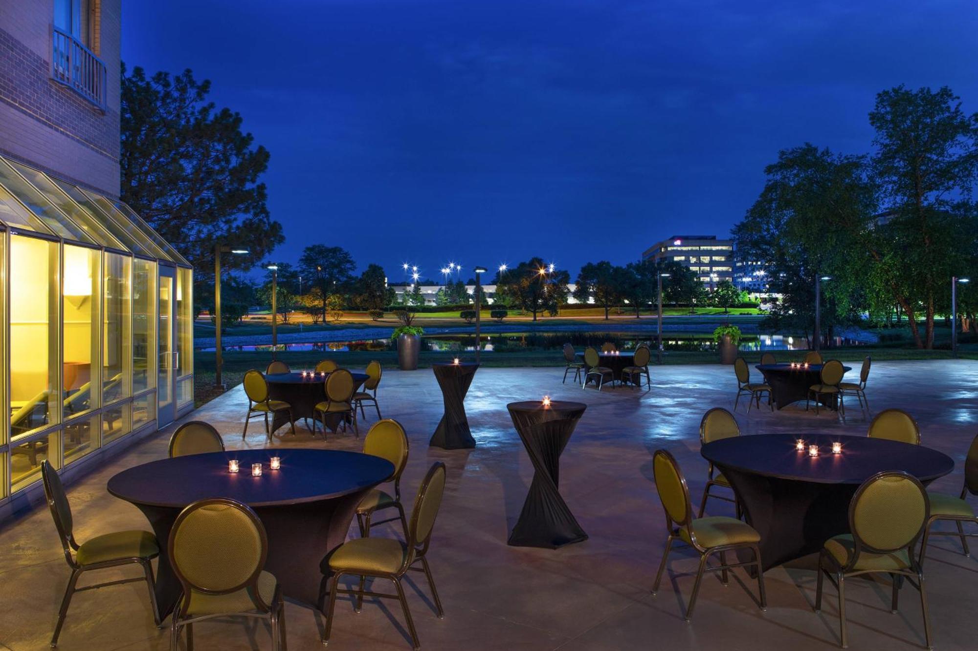 Sheraton Suites Chicago Elk Grove Elk Grove Village Buitenkant foto