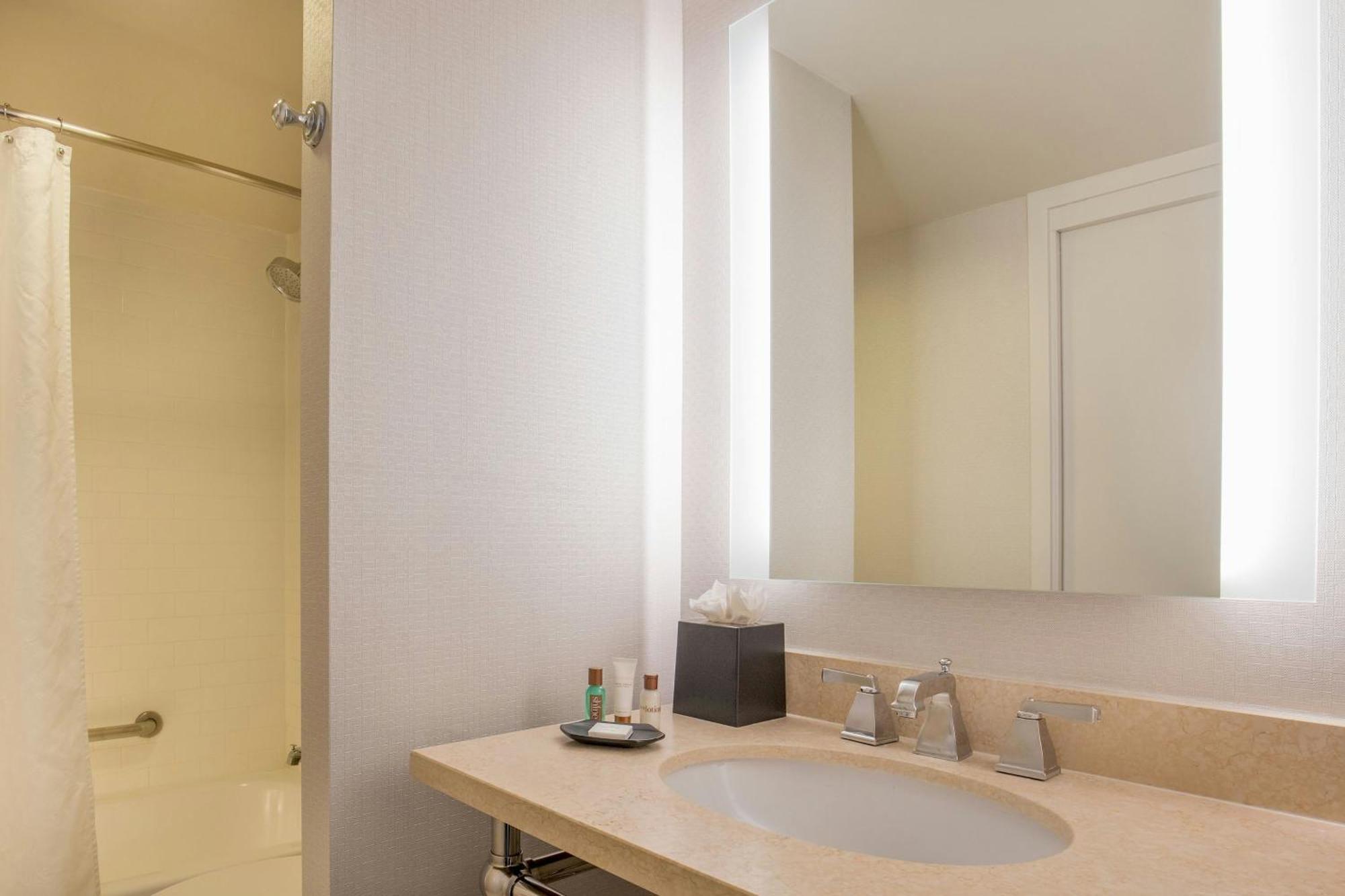 Sheraton Suites Chicago Elk Grove Elk Grove Village Buitenkant foto