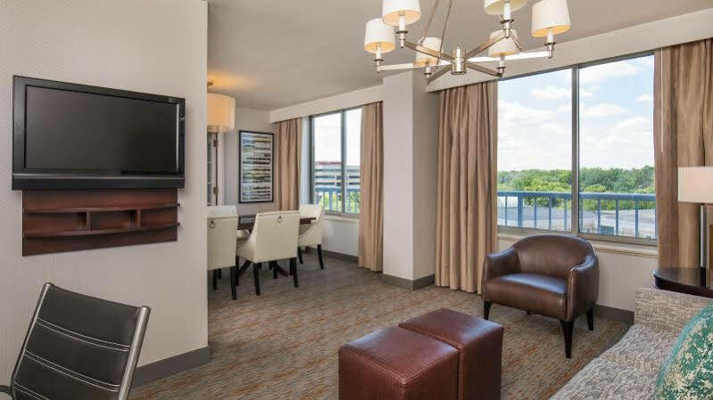 Sheraton Suites Chicago Elk Grove Elk Grove Village Buitenkant foto